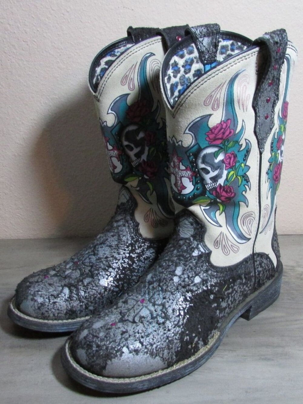 Ariat Women's 7 Sugar Skull Floral Fat Baby Western Boots 10008739